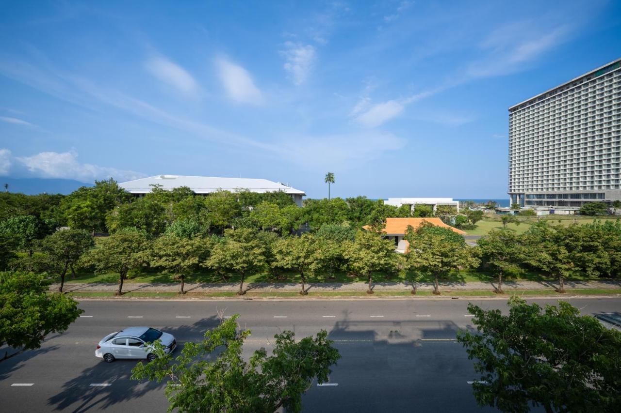 The Sense Apartment - Modern, Near My An Beach Da Nang Buitenkant foto