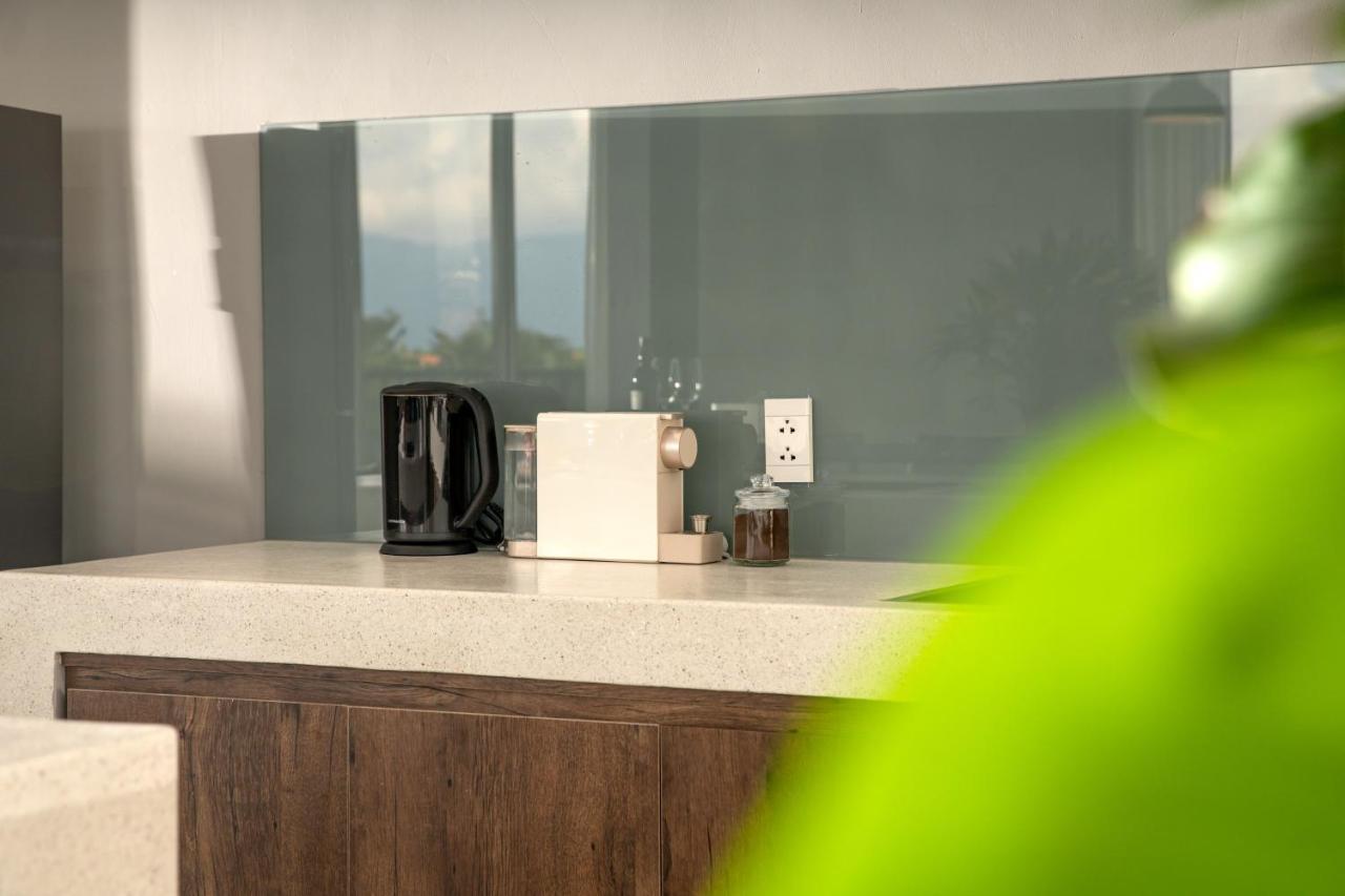 The Sense Apartment - Modern, Near My An Beach Da Nang Buitenkant foto