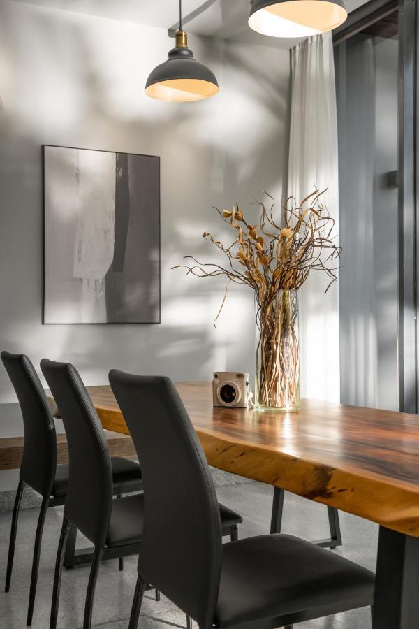 The Sense Apartment - Modern, Near My An Beach Da Nang Buitenkant foto