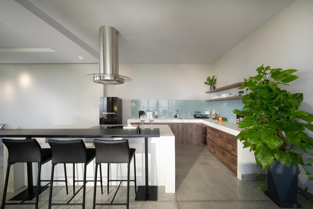 The Sense Apartment - Modern, Near My An Beach Da Nang Buitenkant foto