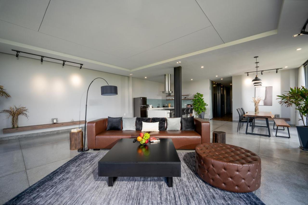 The Sense Apartment - Modern, Near My An Beach Da Nang Buitenkant foto